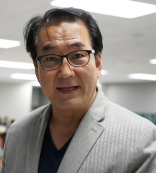 사무회계 전경엽 장로